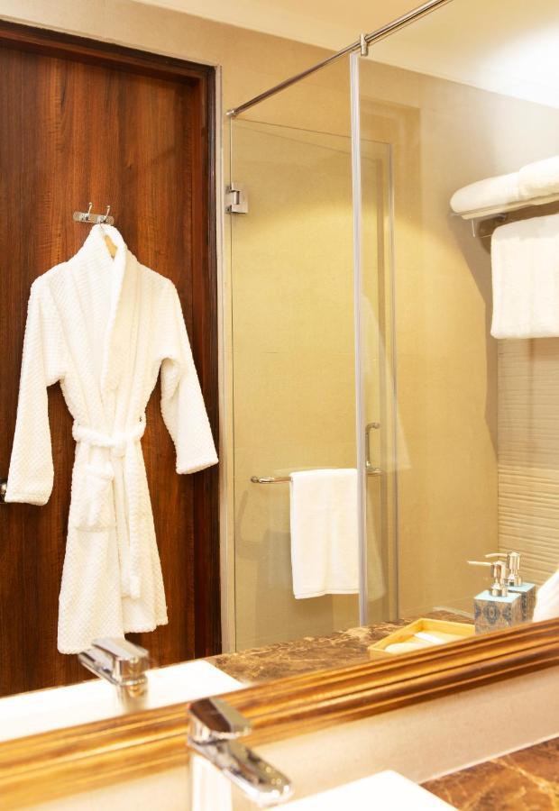 Daleside Manor, Boutique Hotel, Kasauli Ngoại thất bức ảnh